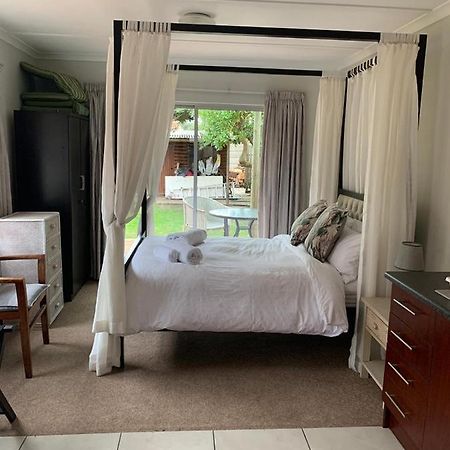 Ace'S Place Hotel Cape Town Bagian luar foto