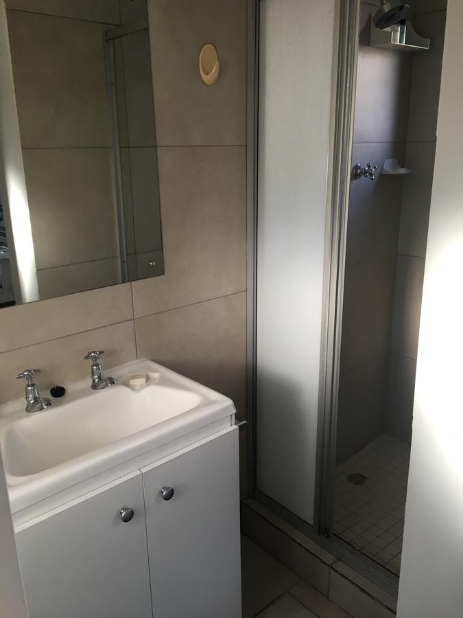 Ace'S Place Hotel Cape Town Bagian luar foto